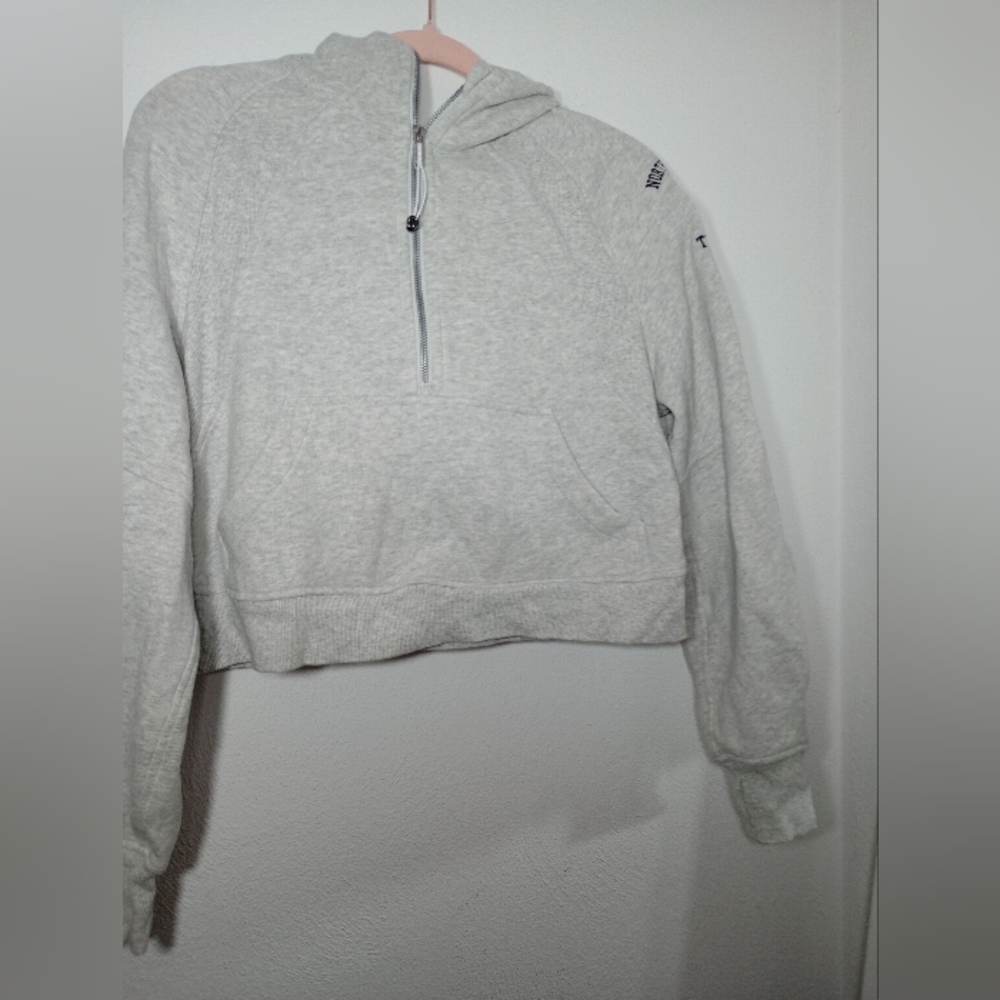 Lululemon Gray Cropped Hoodie With‎ Logo